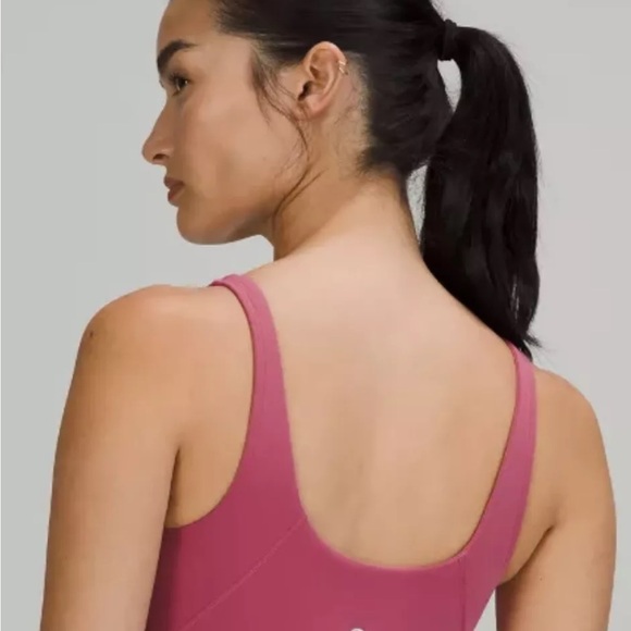 Lululemon Align Longline Tank Top/Bra in Nulu Fabric, Rose/Pink, Size 6 - Picture 4 of 8